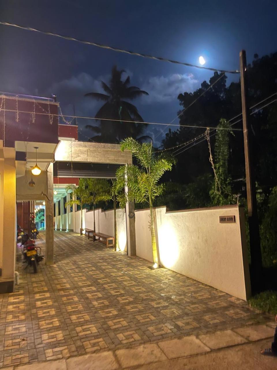 Hotel Sunny Cloud Harumalgoda Kültér fotó